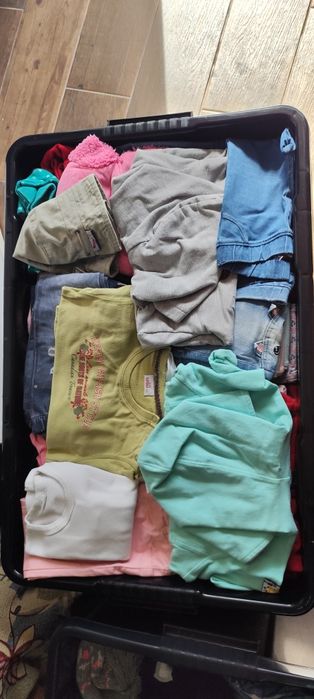 Lote de roupa menina 18meses aos 5 anos