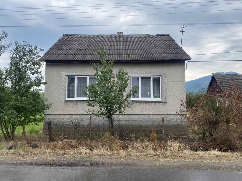 Продається будинок у с. Велятино