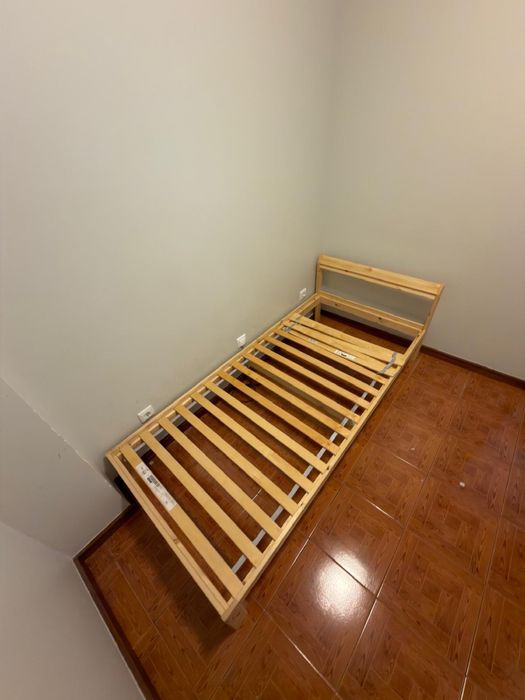 Cama solteiro Ikea
