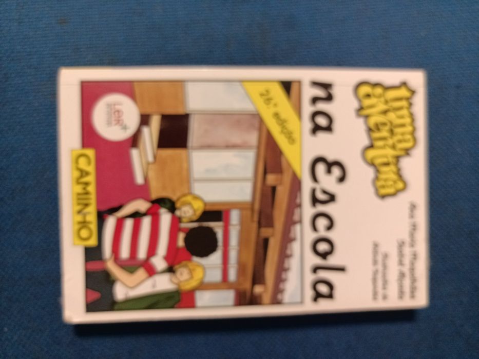 Livro Uma aventura na escola - n8