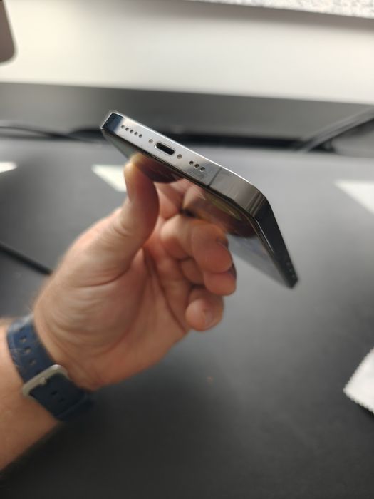 iPhone 13 Pro 256GB Cinzento Grafite — Estado Impecável + Vários Acessórios Extra!