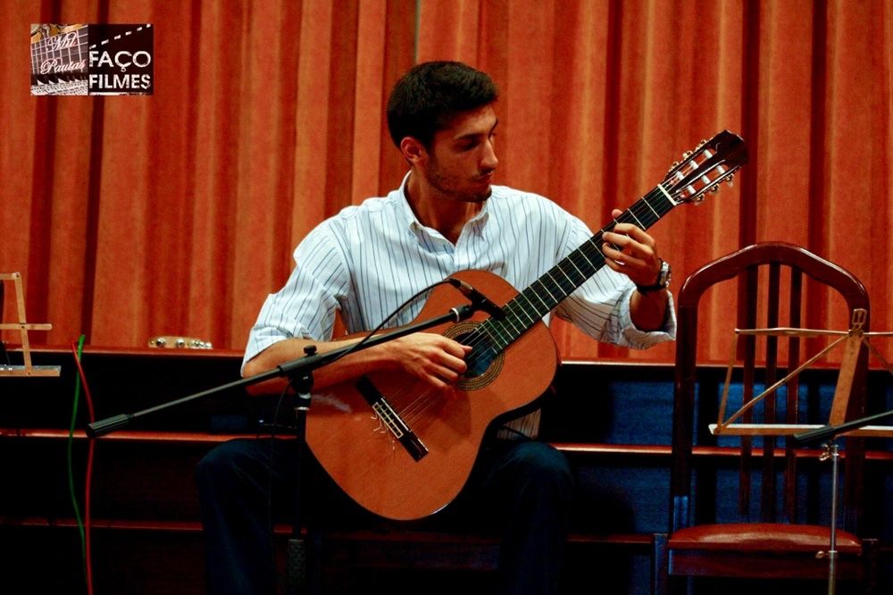 Professor Guitarra/Guitar Teacher - Presencial/On-line Lisboa/Cascais