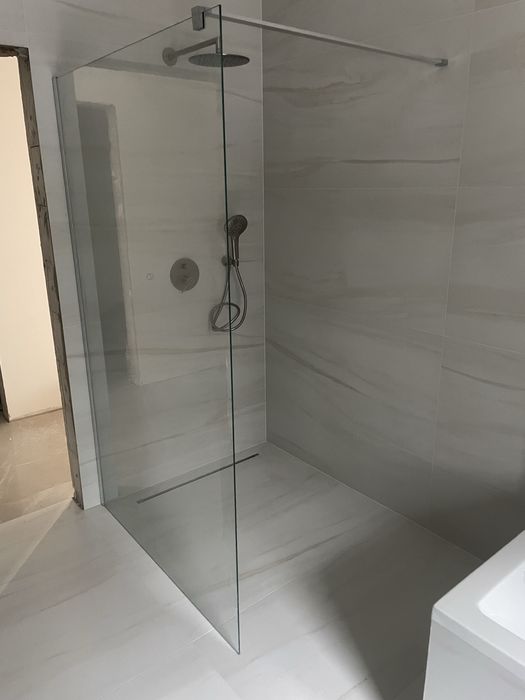 Uslugi glazurnicze Remonty Łazienek Płytkarz