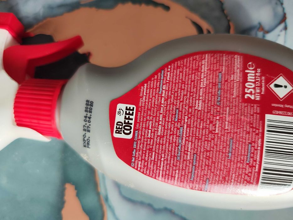 spray i proszek do czyszczenia ekspresu kawowego