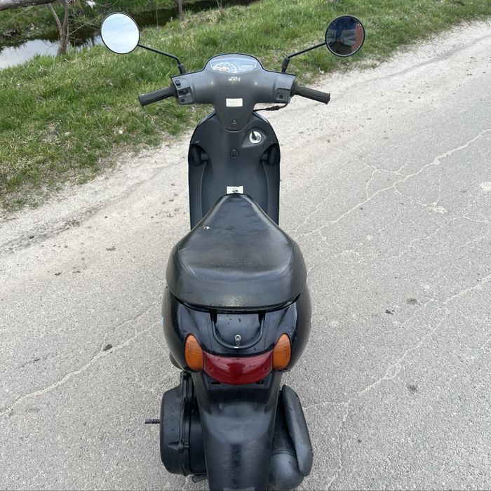 Скутер Suzuki lets 4