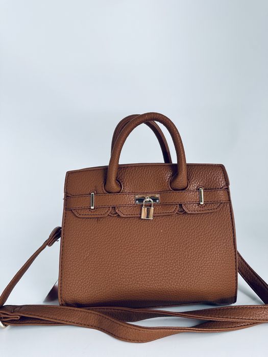 Nowa torebka kuferek kłódka