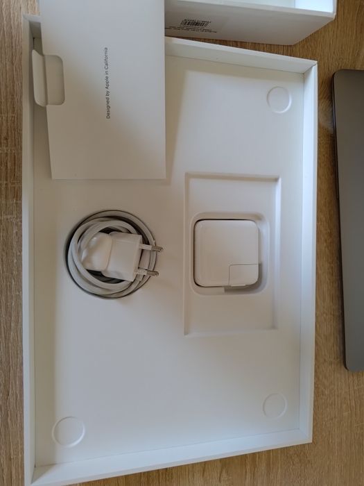 MacBook Air 13, 2020 M1, Space Gray (16GB / 256GB)