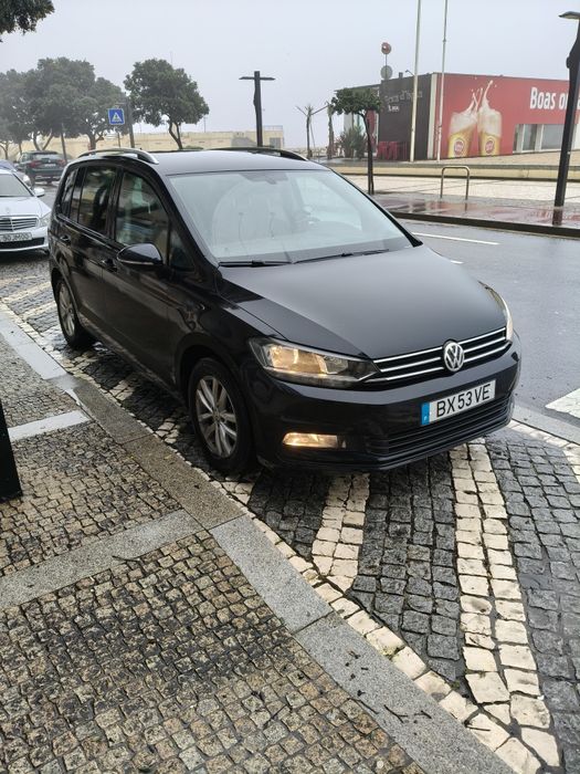 Volkswagen Touran 1.6 como novo