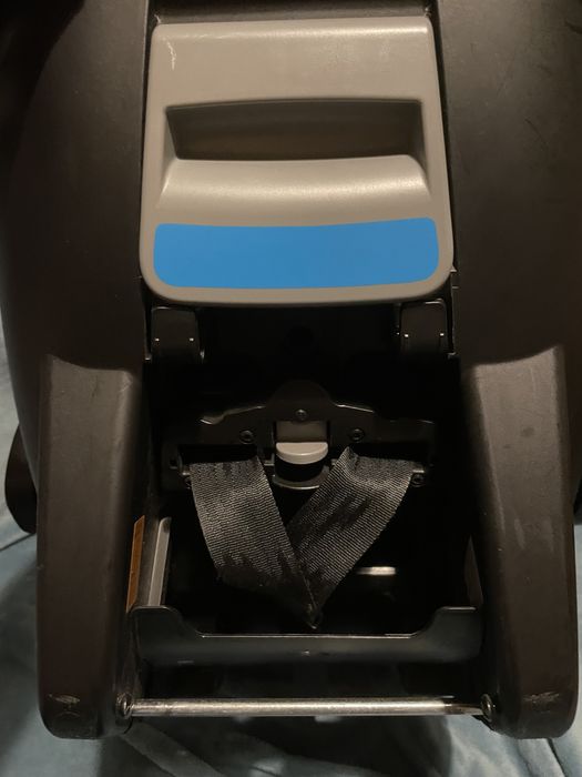 Fotelik samochodowy Recaro Privia Evo + baza Isofix