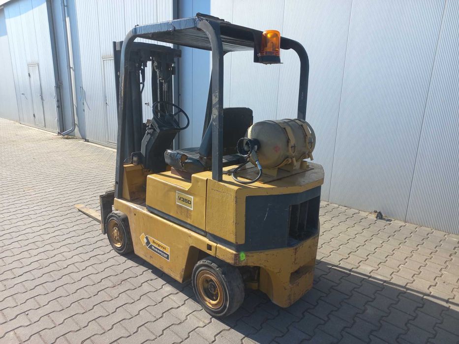Wózek widłowy CAT CATERPILLAR V35D LPG triplex (Nissan, Toyota, Linde)