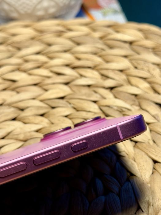 Iphone 16 256GB różowy