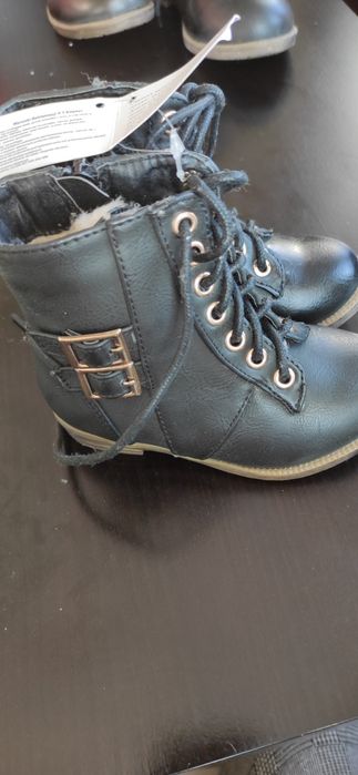 Sprzedam kozaki dla dziecka rozmiar 21 na kożuchu ciepłe