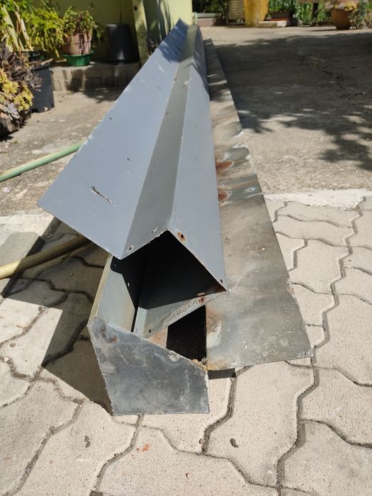 Caleiras em chapa galvanizada 2X5 metros