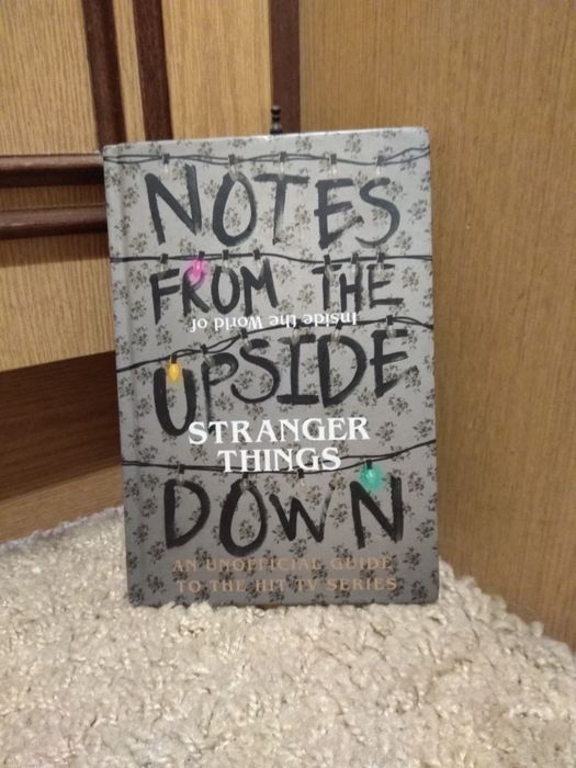 Stranger Things Książka Notes From The Upside Down