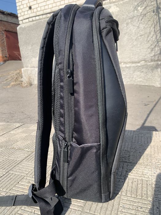 Рюкзак ThinkPad Professional 15.6" Backpack Professional (4X40Q26383)