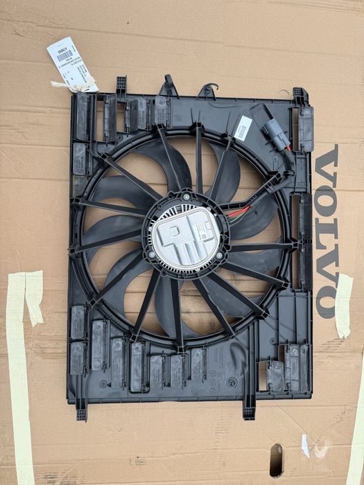 Wentylator chłodnic volvo xc90 mild hybrid 32222,480
