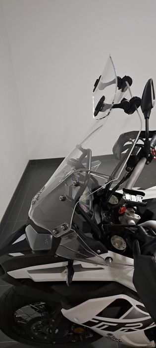 Excelente moto ,TRK 502x como nova.