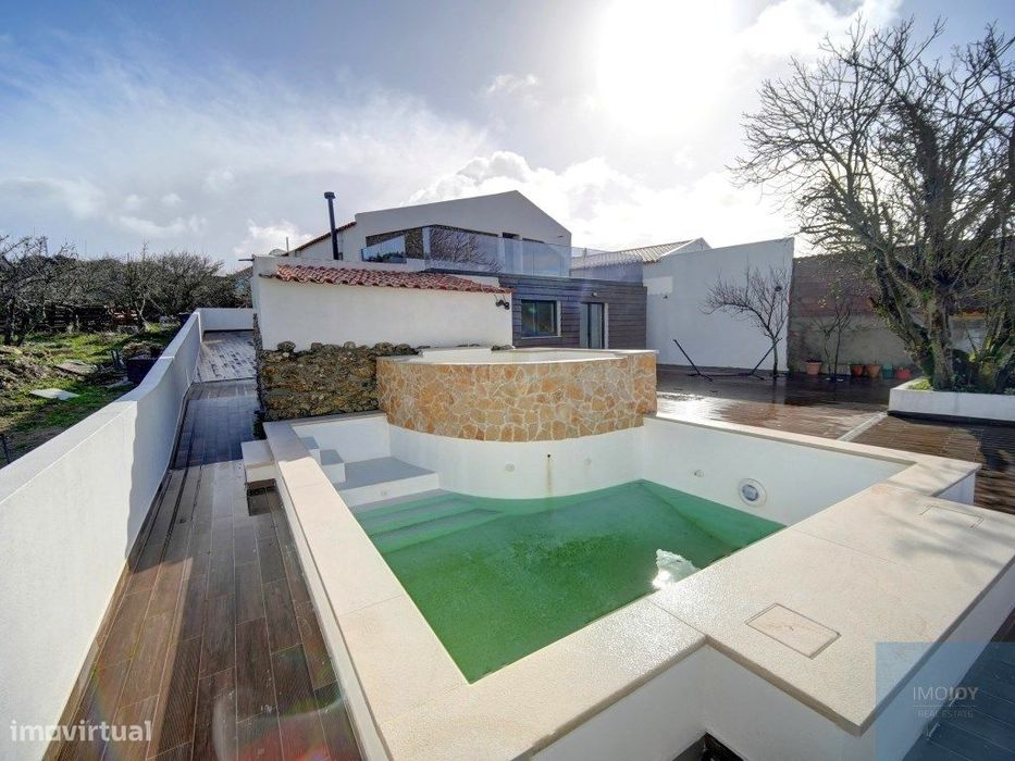 Moradia T3 para Venda em Arrudas dos Vinhos