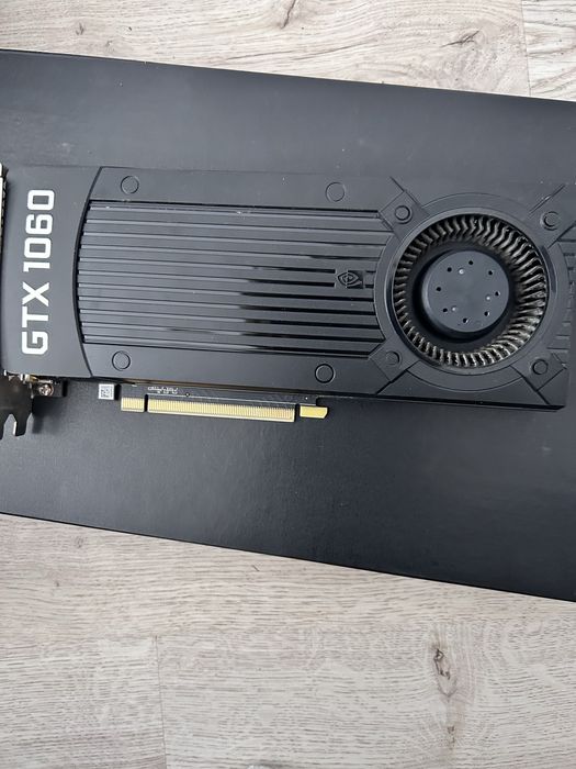 Komputer i5 7400 + GTX 1060