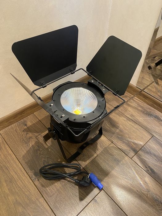 Светодиодный прожектор Led Par 200W cob cool warm white lighting