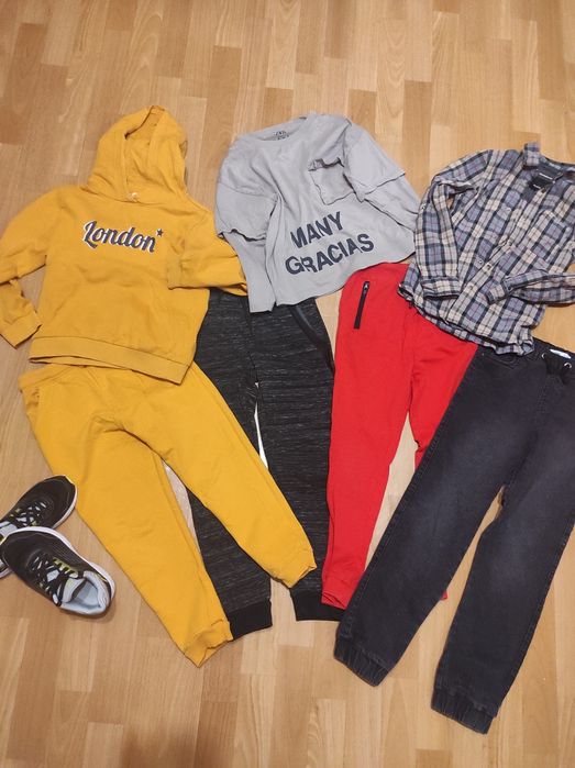 Лот одягу ,Костюм ,штани та кофти на зріст 120-128 Zara , Reserved