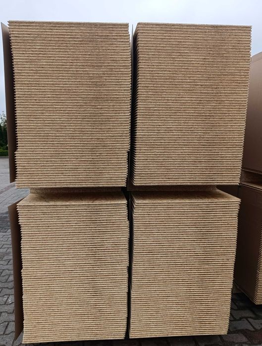 OSB gr. 15mm frez 675x2050mm