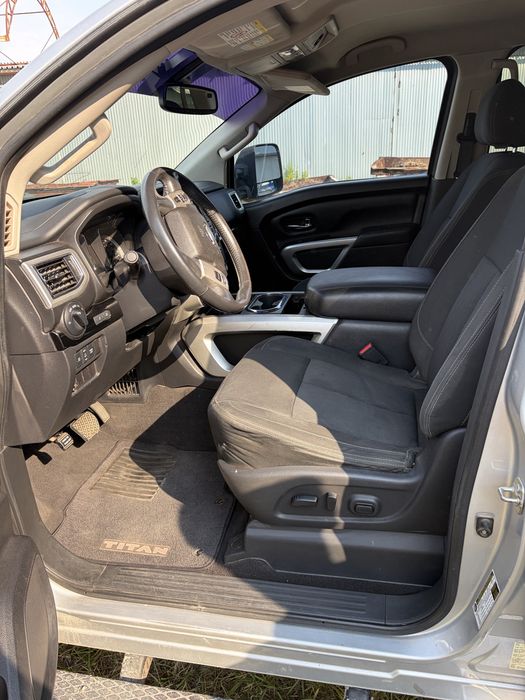 NISSAN Titan 2016 VIN 1N6BA1F45GN518007 фото оголошення 10 з 12