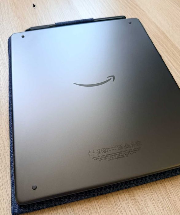 Czytnik e-booków Amazon Kindle Scribe