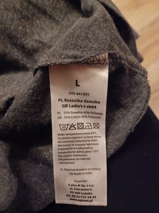 Nowy t-shert damski rozmiar L