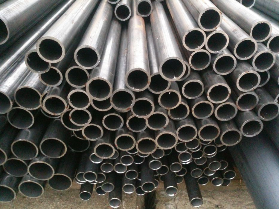 Rura czarna konstrukcyjna ze szwem L6 S235 3/8'' 17,2x2mm