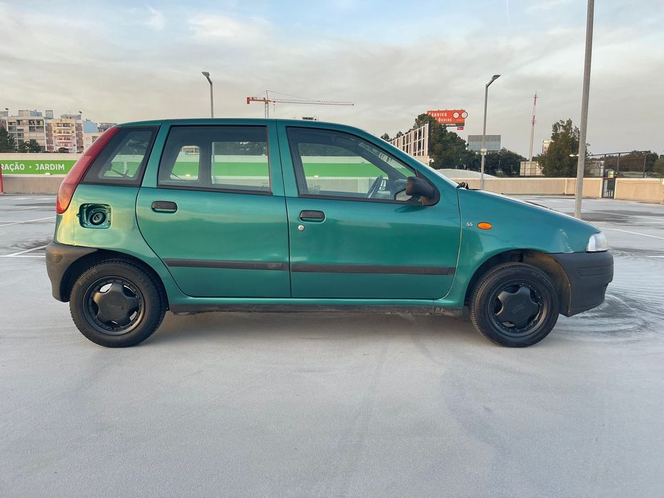 Carro fiat punto Palmela