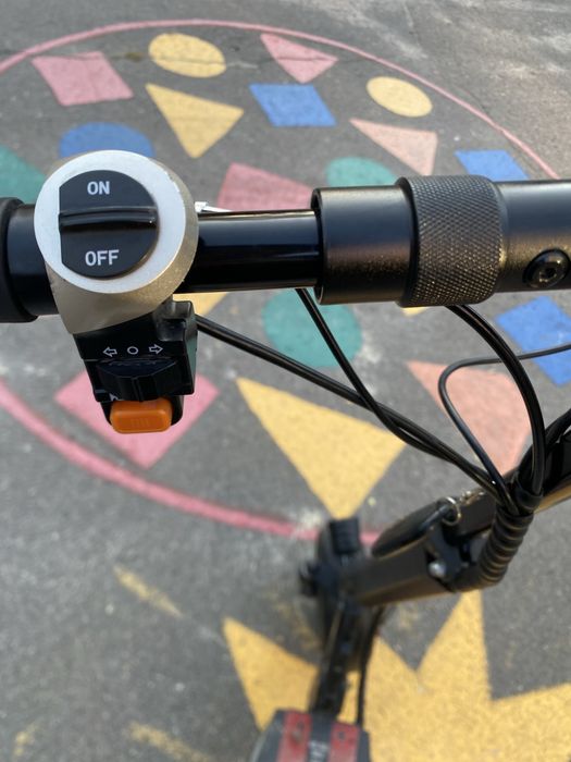 Електросамокат куго м4 про 2024