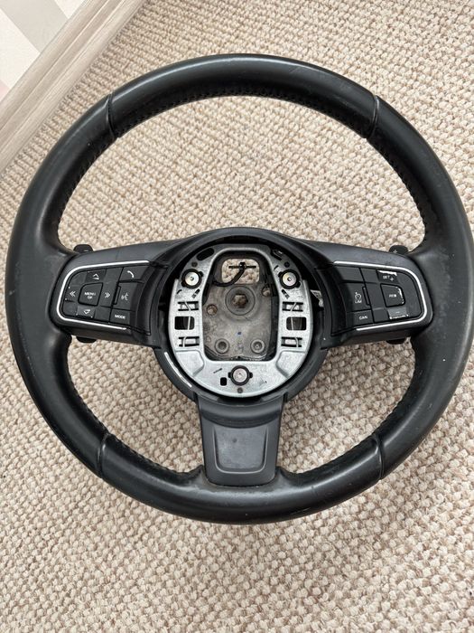 Руль на  jaguar xe