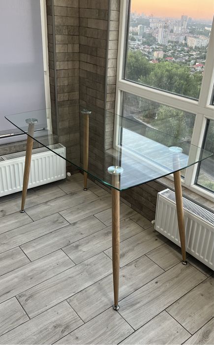 Стол стеклянный стол