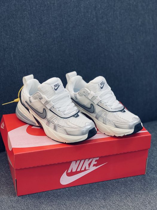 Кросівки Nike V2K Run White Silver