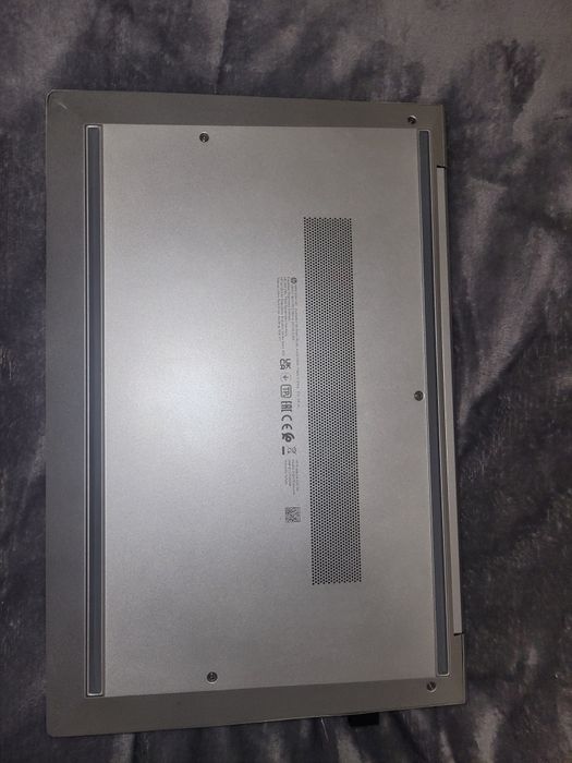 HP elitebook 830 G8 i5 de 11th