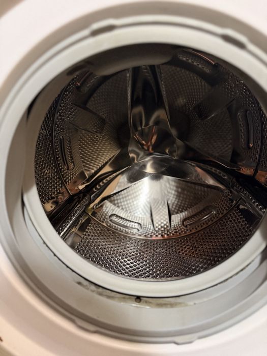 Стиральная машинка Beko Emotion 3458E