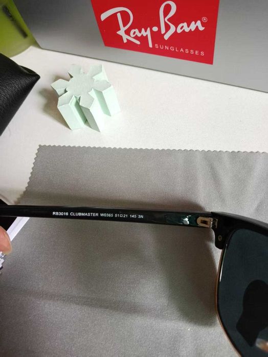Okulary Ray-Ban Clubmaster w świetnej cenie