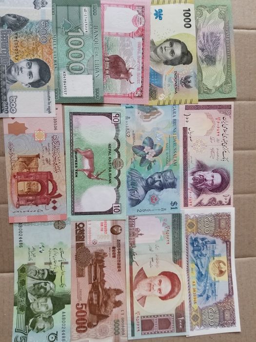 Банкноты, боны, банкноти, бони разных стран для коллекции UNC