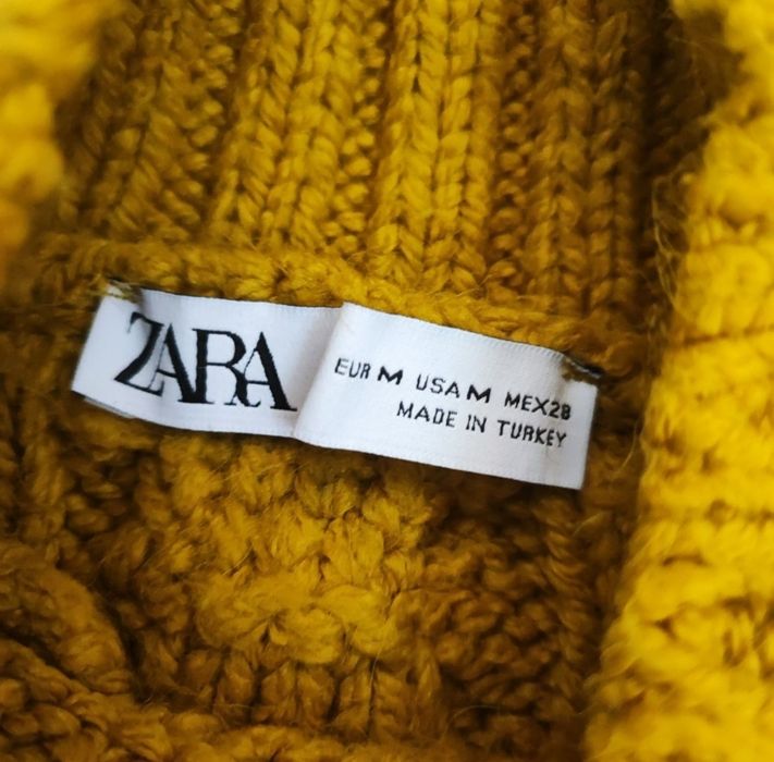 ZARA светер з воланами(М)