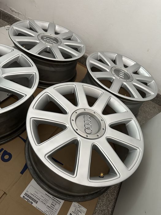 Centros de jantes Audi