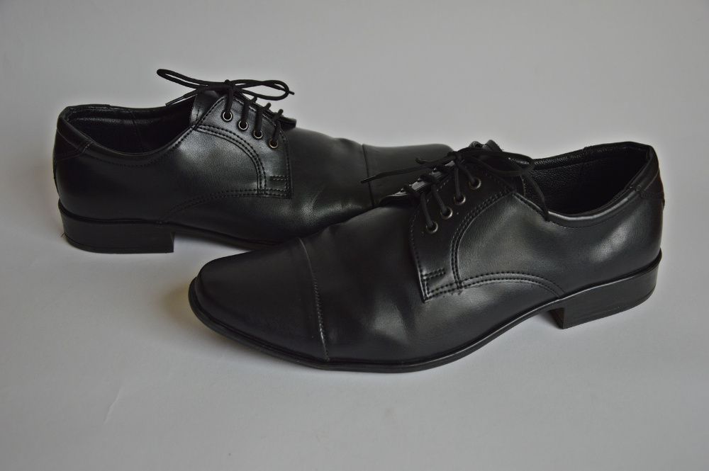 Buty skórzane męskie rozm. 41 eleganckie lakierki półbuty