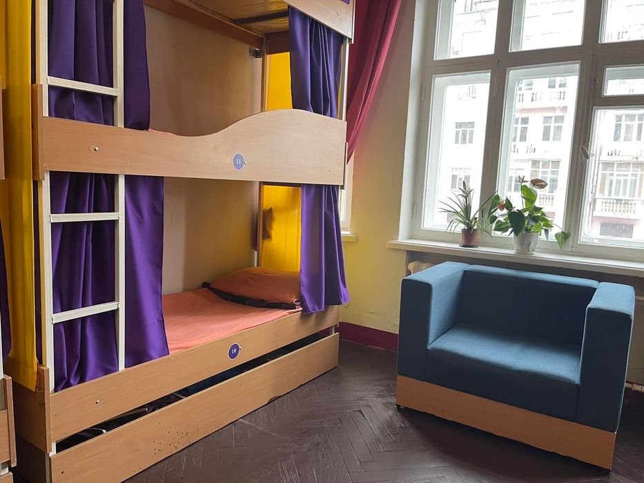 Общежитие / ХОСТЕЛ Киев Центр 100 метро от Метро Площадь Льва Толстого