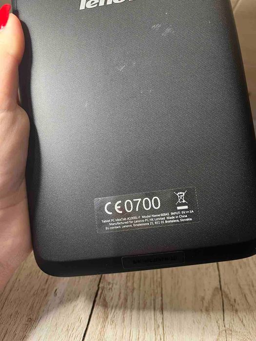 Планшет Леново.      .