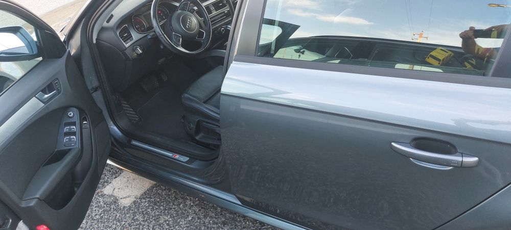 Audi A4 limousine