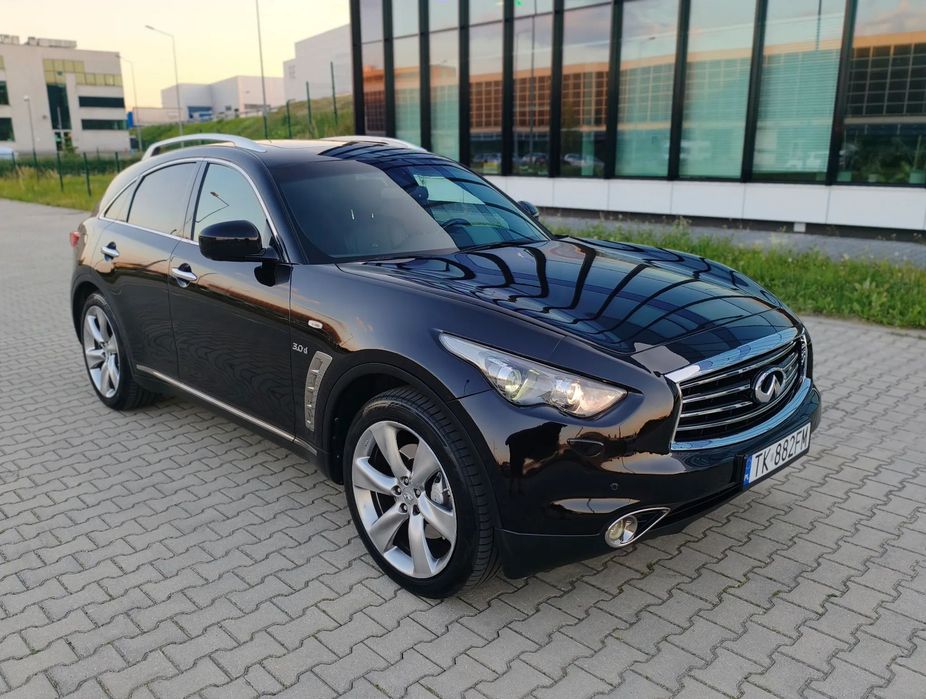 Infiniti QX70
