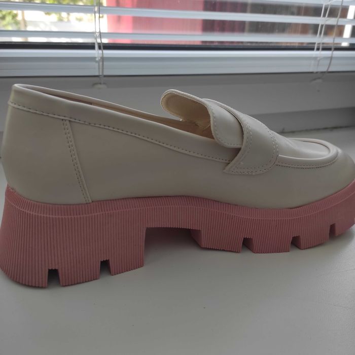 Мокасини жіночі нові