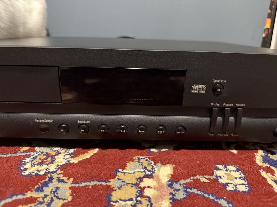 Odtwarzacz CD Harman Kardon HD 710