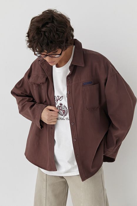 Жіноча котонова сорочка з накладними кишенями