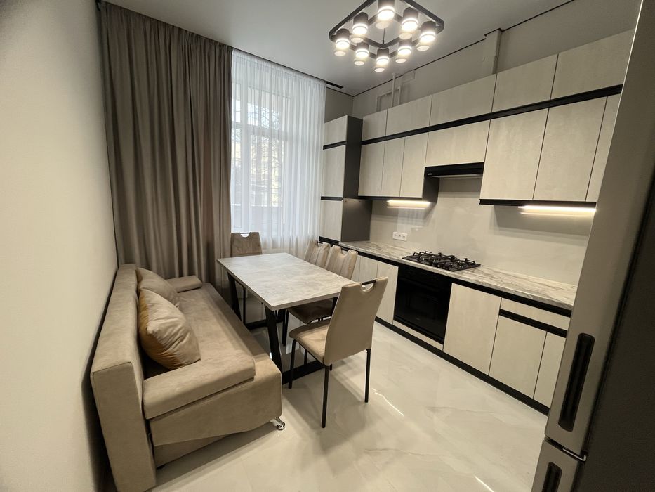 Оренда 1к новобудови на Виставці. 1 здача. Є все! 15000+кп